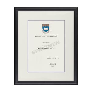 Calais - Off White with Blue Inner